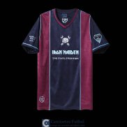 Camiseta West Ham United x Iron Maiden Retro Blue 2011/2012